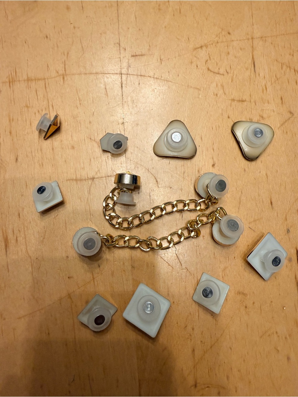 Gold Pyramid Stud shoe charms and Chain Jewel Connector shoe charms - Picture 2 of 2
